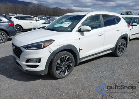 2020 Hyundai Tucson Sport z USA, uszkodzony, nr VIN KM8J3CAL9LU196521